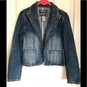 Vintage Jean jacket Medium stretchy studded pocket